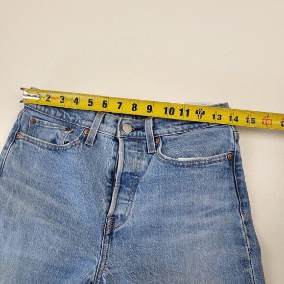 Levi’s 501 Distressed Jeans Womens‎ 27x24 Washed Button Wedgie Straight Stretch - Picture 15 of 15